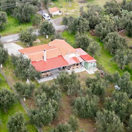 Villa Olive Grove Getaway à Oikhalía Extérieur photo