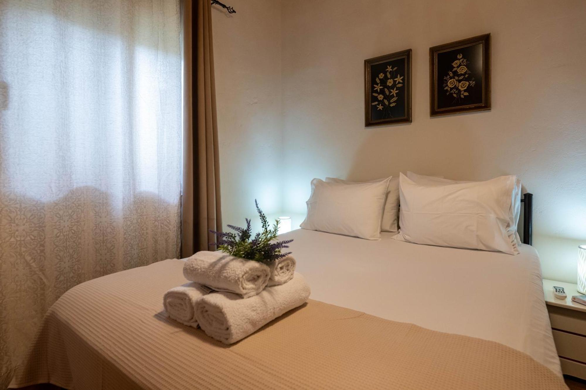 Olive Grove Getaway * Oikhalía